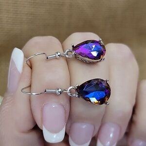 🔥LAST PAIR🔥 Fiery Magenta Faceted Glass Drop Earrings